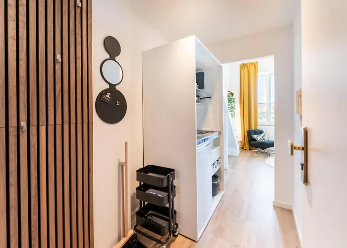 D52 - Businessapartment --- 2 Minuten Vom Flughafen Entfernt Δρέσδη