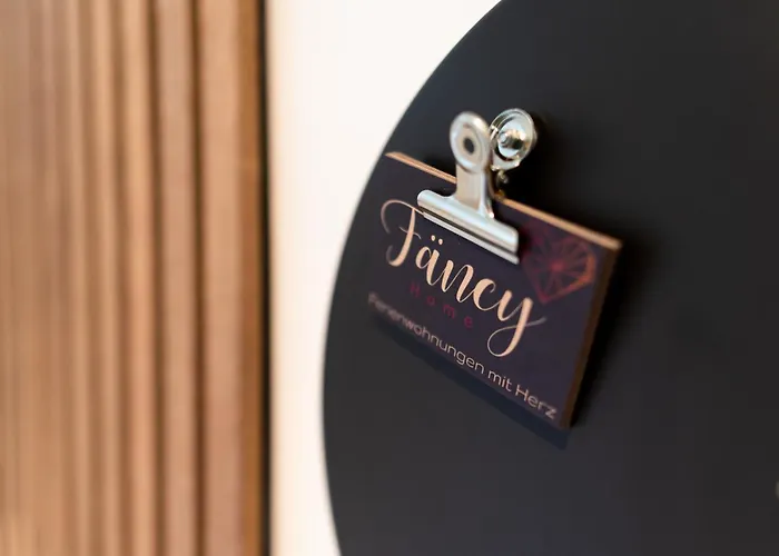 D52 - Businessapartment --- 2 Minuten Vom Flughafen Entfernt Διαμέρισμα